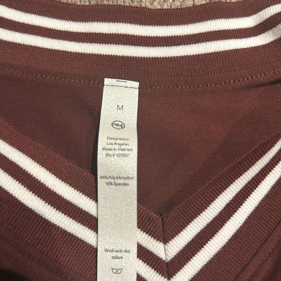 Rae Mode V Neck summer dress built in shelf bra! Size M - Picture 9 of 9